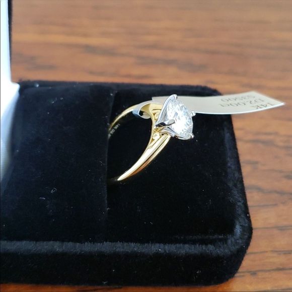 14k Yellow Gold 2Ct Moissanite Diamond Ring Retail $3,500 - Picture 10 of 16